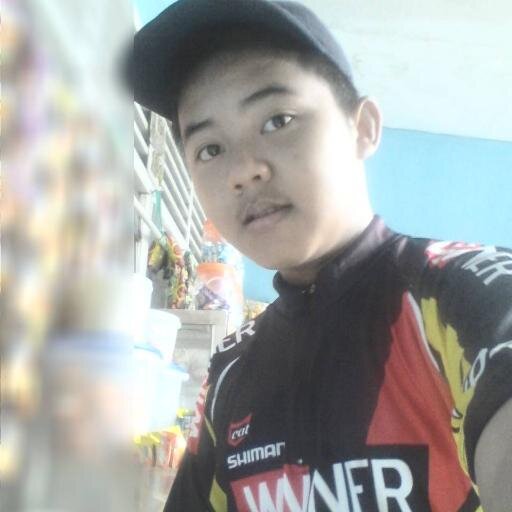 #name: agung.febriansyah.(umur: 14 thn).makanan:pangsit,dll.minuman: jus dll.(olahraga: main bola.bultang.volli.basket.tennes.estafet.(fans: agungloverssyou
