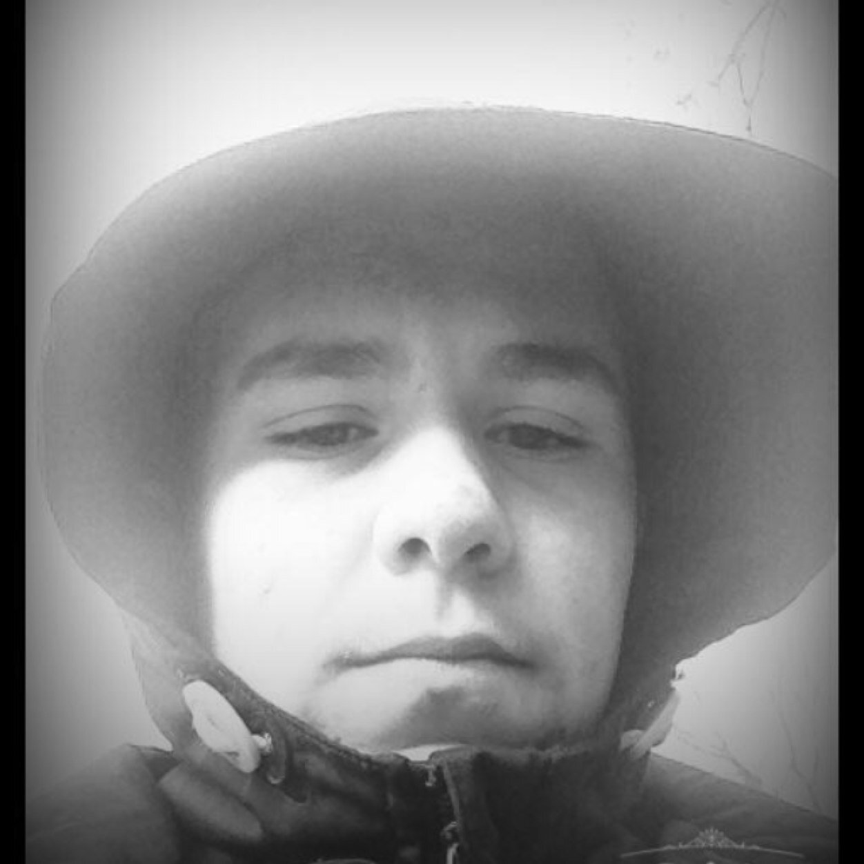 seanisonYoutube's profile picture. 