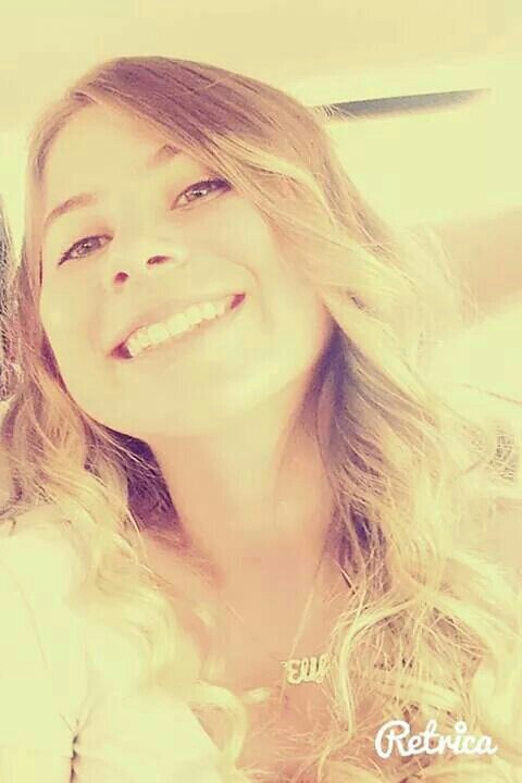 Kimse vazgeçilmez değildir vazgeçtiklerim bunu iyi bilir ..