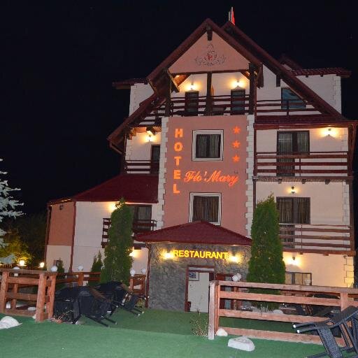 HOTEL FLO'MARY va invita sa-i fiti oaspeti intr-un mediu primitor si linistit, care combina armonios rusticul cu dotarile moderne si elegante. 

HOTEL FLO'MARY