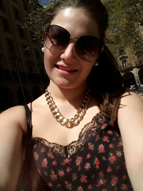 Albaa_gonzalez's profile picture. 17. SONRIELE A LA VIDA, QUE SOLO SON DOS DIAS!