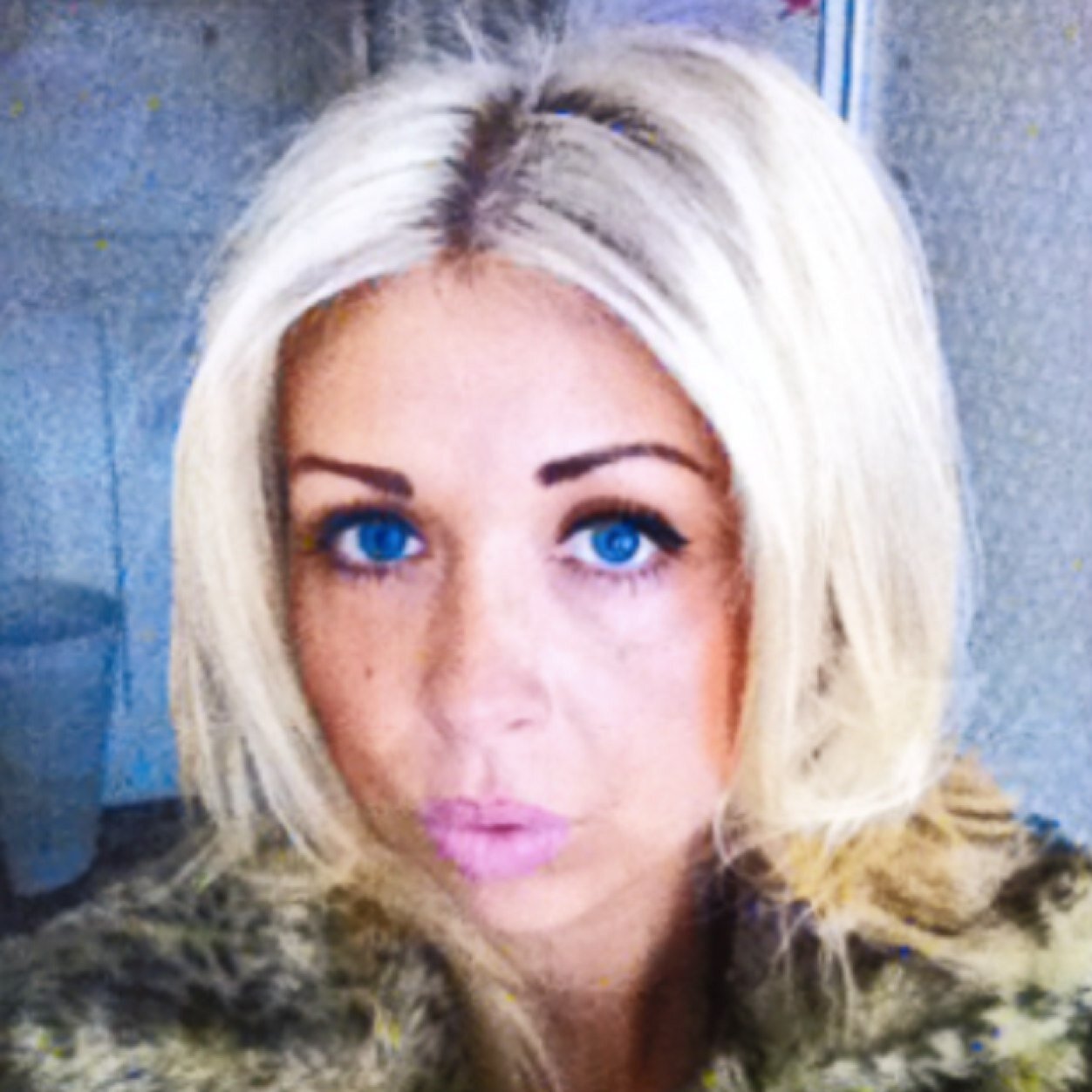 when it rains look for rainbows, when its dark look for stars xxx