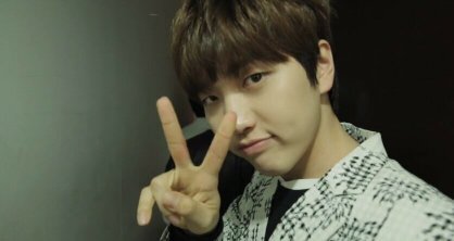 แอครอง บ่น รี เทรน