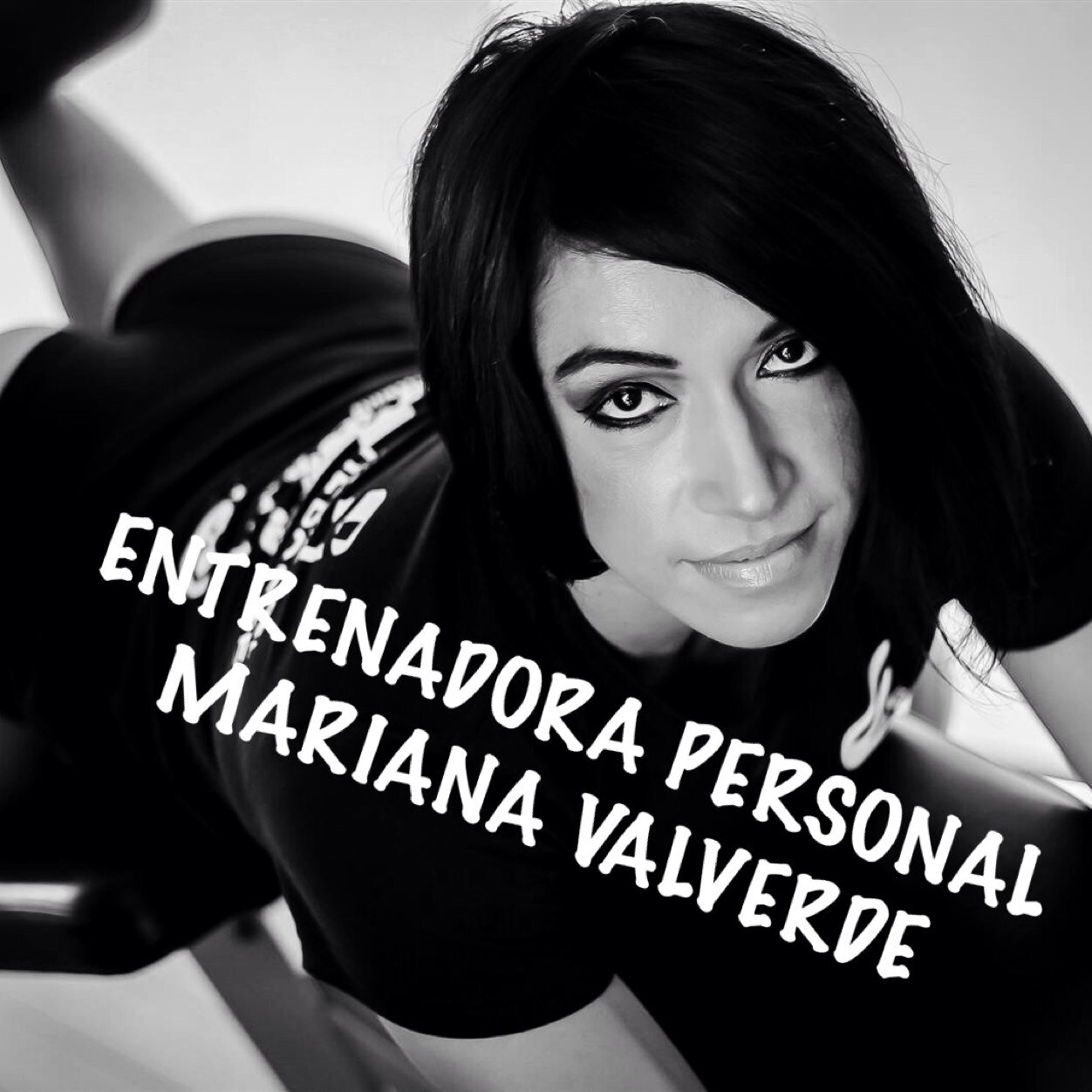 Entrenadora personal fitness bailarina d danza clásica y danza contemporánea graduada del Centro Nacional d las Artes,Acrobata,Modelo y Edecán profesional