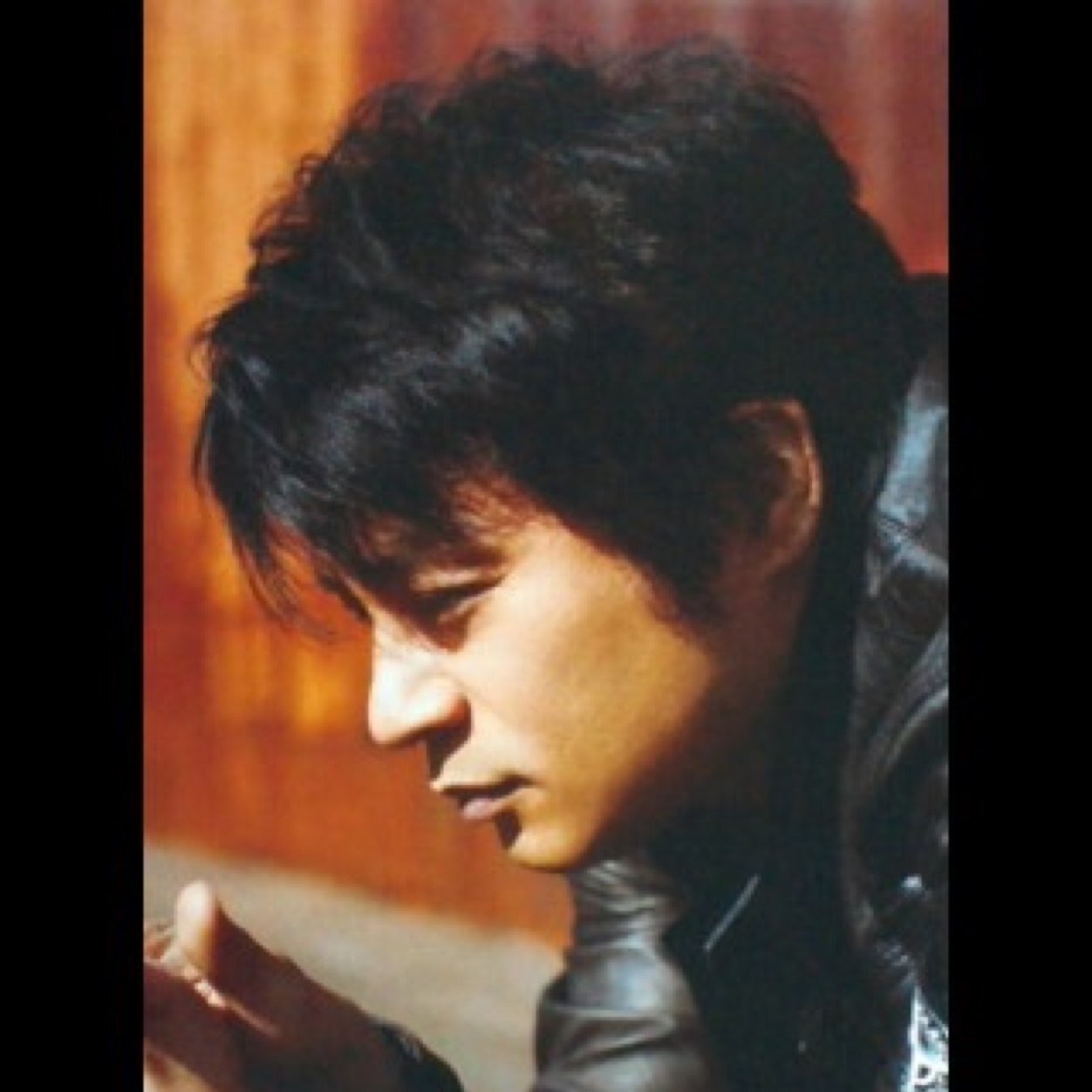 1981年生まれ。CHAGE AND ASKA大好き♡ CHAGEさん、ASKAさんの事、たくさん話したいです。