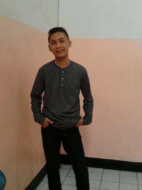 AKU pengen jadi host music ♬♬♬ ???  085715932496