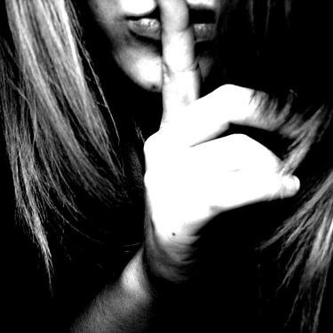 Do you have a dirty little secret? Go on. You can tell me.... Share your secrets here. Share anonymously - email littlenaughtysecrets@gmail.com & we'll post it!