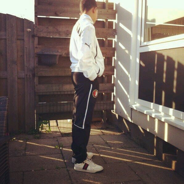 Oude acc @Ro_Tenouie gehackt- sla een snelle klapper geen wanta