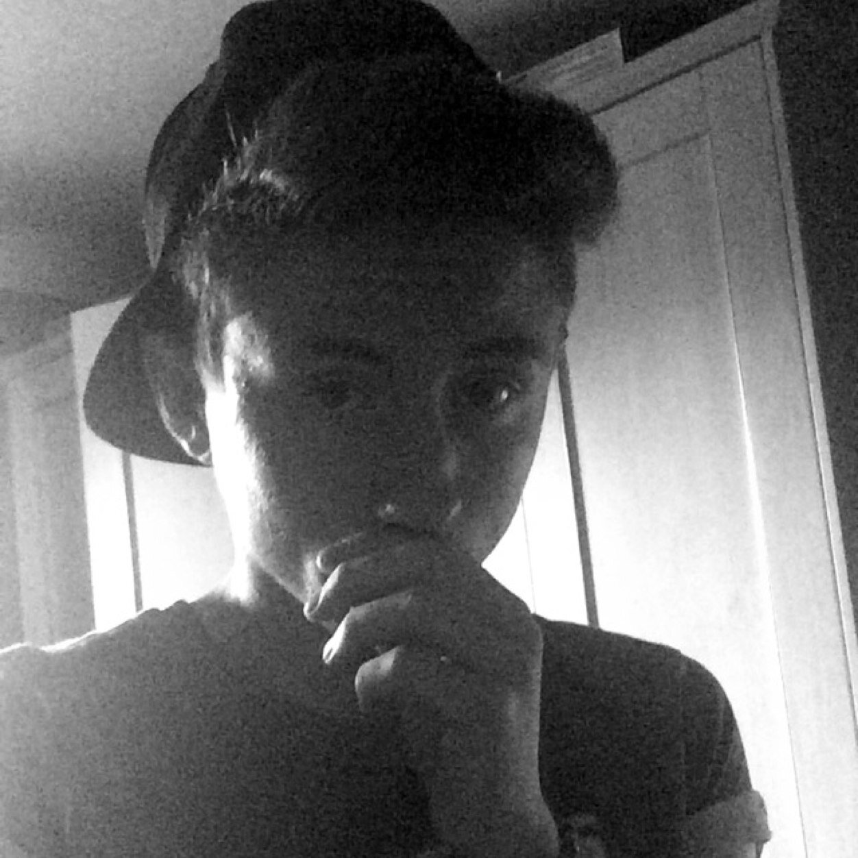 Hey  ... Follow for follow  ligitimate  when you follow me tou always gain a follower :) bye!