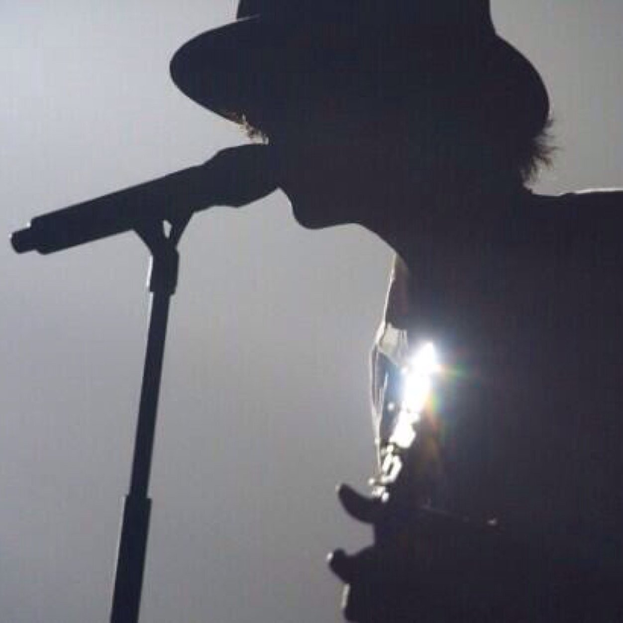 RADWIMPS,BUMP,セカワ,ONEOKLOCK, back number,UVERworldなど好きです。 ギターやってます！ 動画そろそろあげたい…(泣)今のところはまだあげてません(･･;) フォロー100倍返しだ！