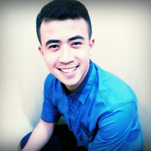 Happiness seeker • Worth • BANKER • Student of Law • Singer • Mojang Jajaka Kab Tasikmalaya 2011