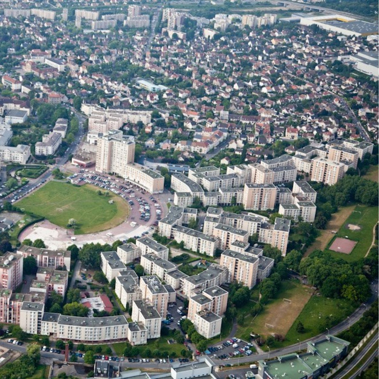 Les Hautes-Noues, une cité construite au début des années 70, 6000 âmes dans 1200 logements...