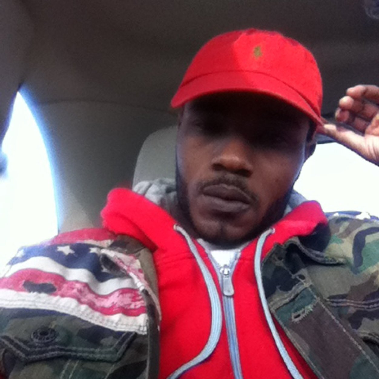 Hovahh's profile picture. truth b told... its life Keep Pu$hn.. God1st.Family.$$$