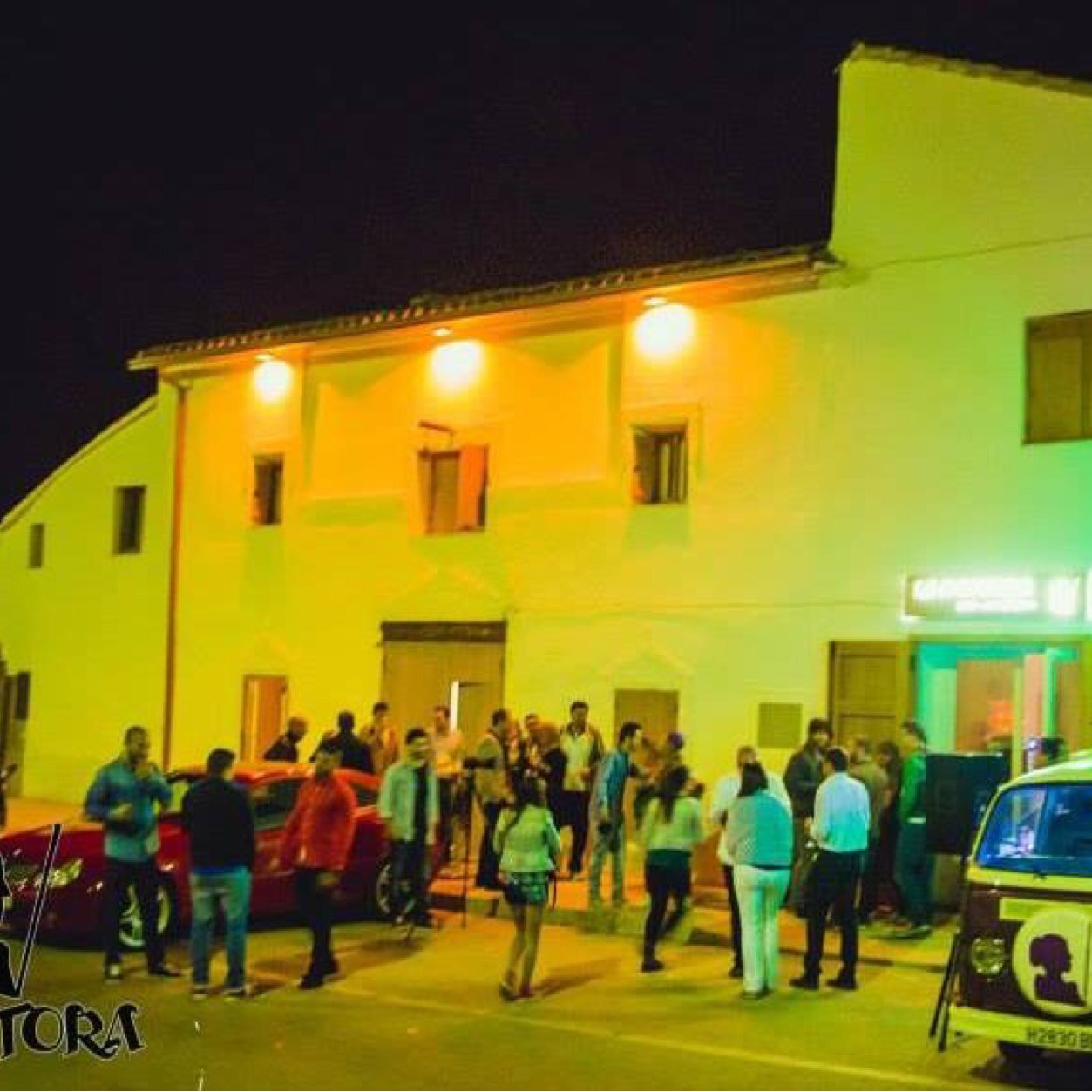Bar & Cocktail WhatsApp 630 057 766.