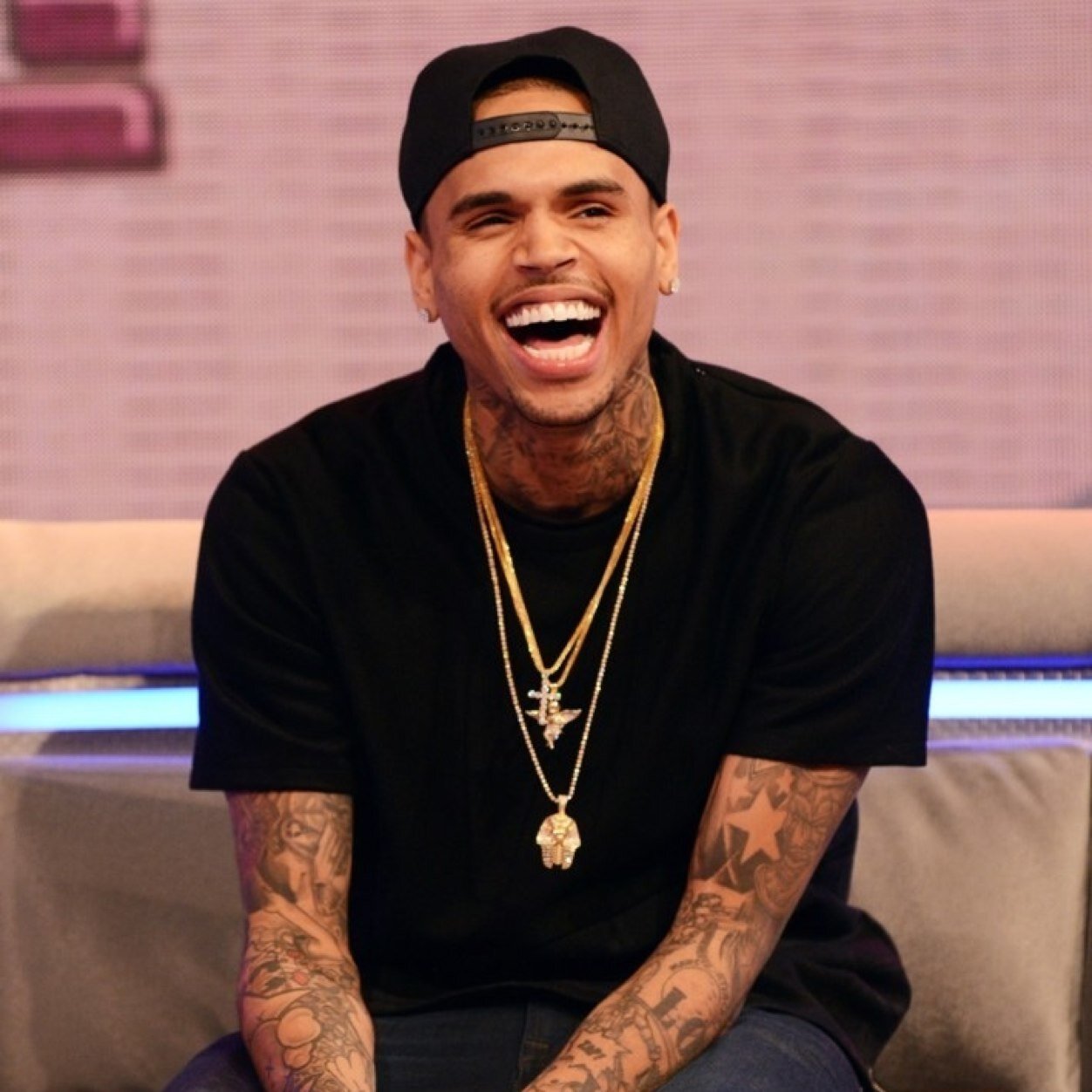 North West✌.| Christopher Maurice Brown .| Bbm',- 263D467F. | These Hoes Ain't Loyal .|