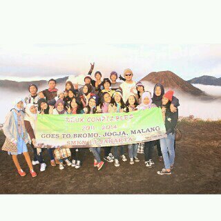 Siswa-siswi SMKN 13 jkt angkatan tahun 2014.
Deux comptables♥ 
#DeuxLadies #DeuxBro #LASTING!!!