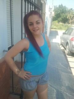 Celosa, dramática, extraña, a veces aburrida, obstinada, insoportable, difícil de entender, feliz e infeliz. Así soy yo. ツツ