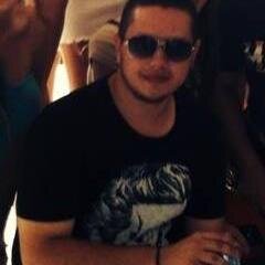♪ “Viver um diα de cαdα vez, sentir sαudαde e nαo ter medo de chorar! ♪
Edgar Allan Poe que escritor fabuloso MEU DEUS oO