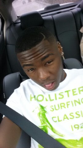 follow me on instagram @young_nigga_move_that_dope_