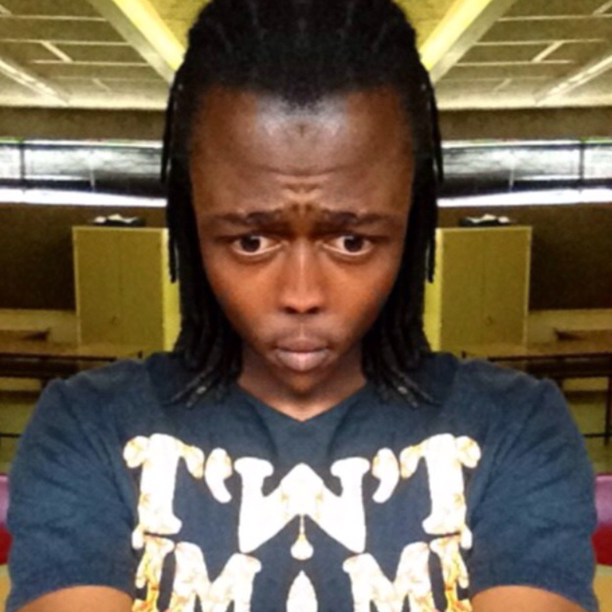 UncleRexton's profile picture. *no status*