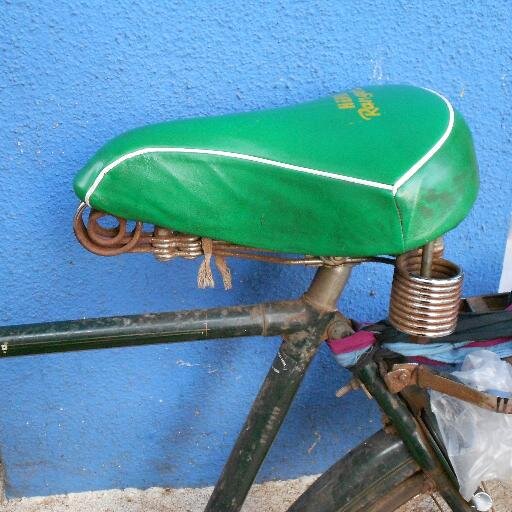 velocyclette's profile picture. Tout à vélocargo mais plus très mobilisée sur ce compte