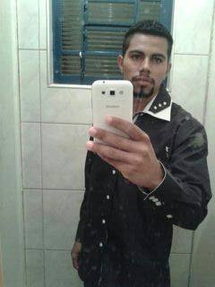 Tenho vícios, defeitos... e quem não tem, quando se é uma fera chamada HOMEM? †☠†