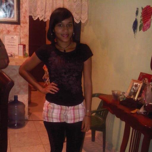 Jhoa ella es una persona amable, relaja uff pila le gusta reirse tambn ella es buena persona claro cn lo q lo son conmigo... asi es ella sino t gusta amen...!