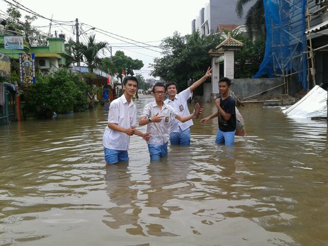 ♥ Allah ♥ | DREAM, believe, and make it happen! | I am a SuccessMan and HappyMan☺ | make my family be HAPPY is my MISSION.