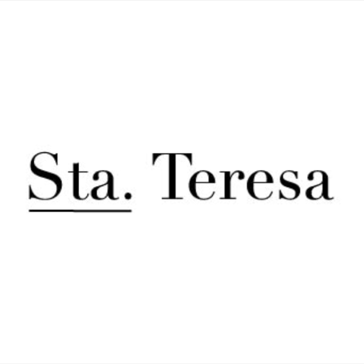 Sta. Teresa es un innovador espacio de moda femenina donde el lujo es el alma de sus propuestas.