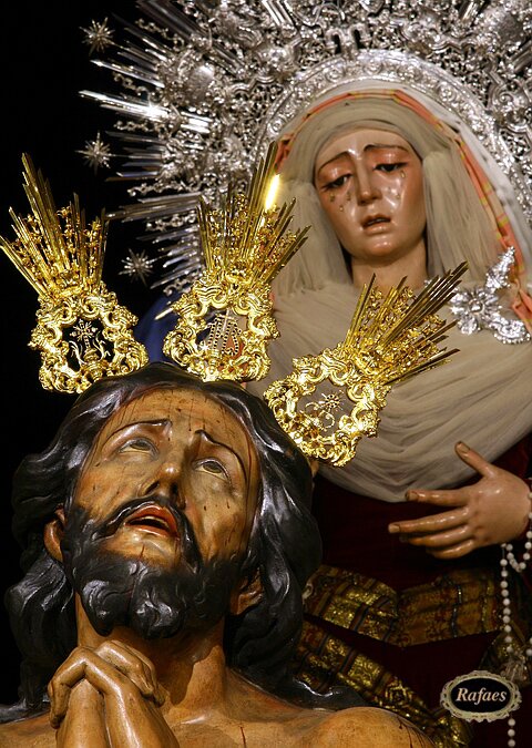 Sevillano y Cofrade. Amante del Arte y de nuestra Semana Santa de Sevilla. De la Calzá a la calle Santiago y Triana.