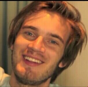 Aye~14~ pewdiepie• youtuberd •anime• creepy pasta• jelsa• gerita• TWD• Pennsylvania xD been a bro since i was in the womb