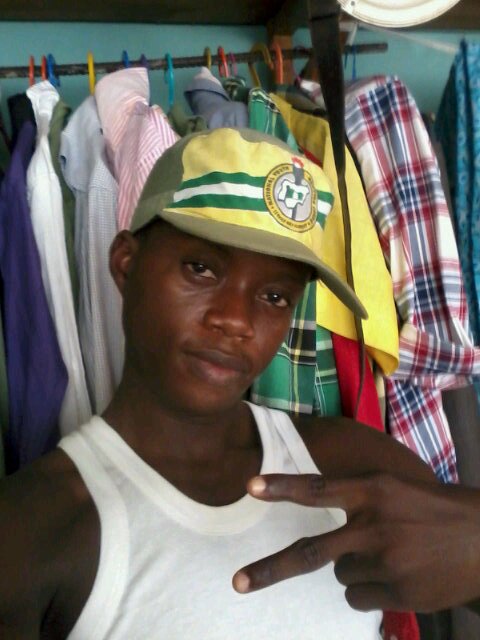 Am Com.Adeniji Moses a fresh graduate with fresh ideologies. Am a management graduate that can utilize any available opportunity.