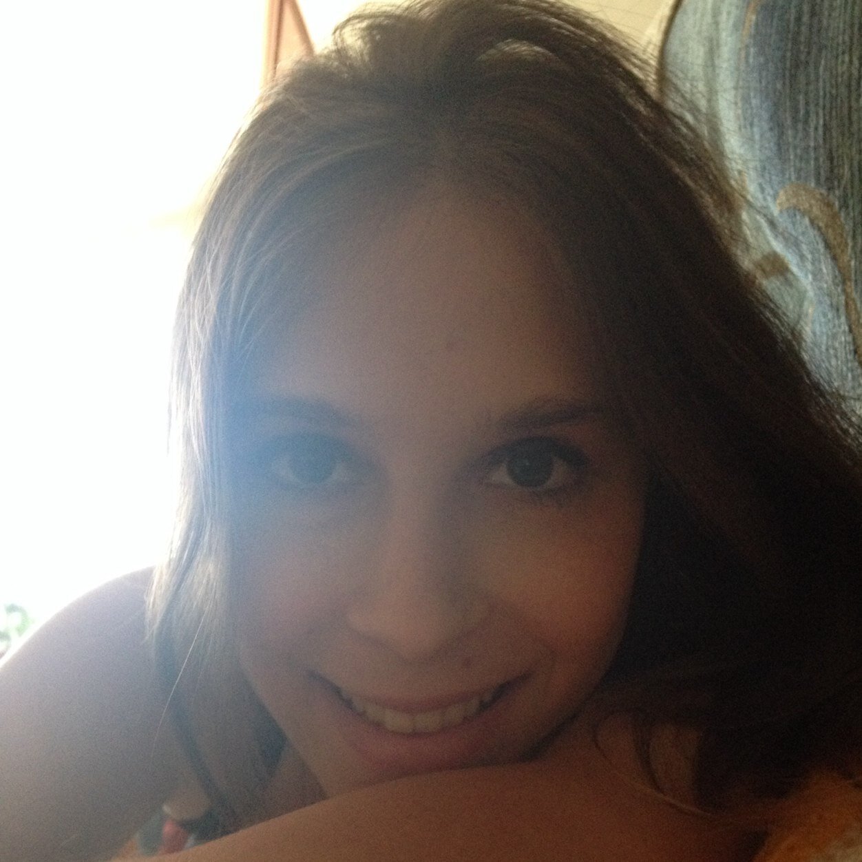 AlejandraGnisci's profile picture. La vida es corta, rompe las reglas, perdona rápido, besa lento, ama de verdad, ríete sin control y nunca dejes de sonreír por extraño que sea el motivo.