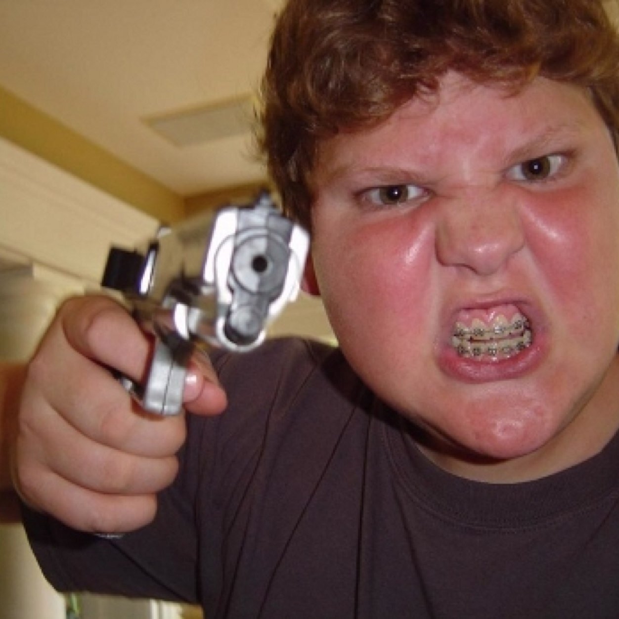 dumbrts's profile picture. #stopdumbtweeting