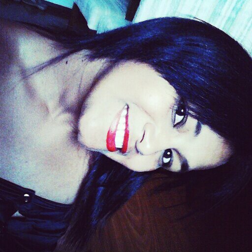 sou bonita e timida ate demais mais sou legal ser quizer me conheçe me segui blz*** filha amada de Deus ****