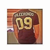 Insta ; iamvaleer --