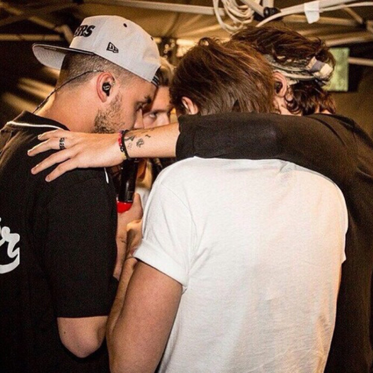 Co-Owned. 0/5. Team Follow Back(Just Ask). 1D. 5SOS. Austin Mahone. Ed Sheeran. LCNVL;02/02/2014.❤ 28/03/2015.❤