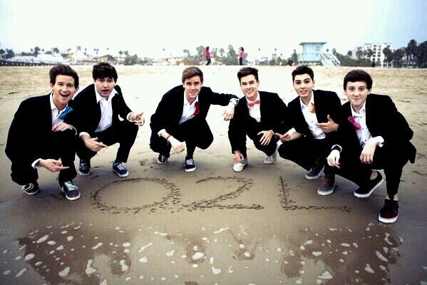 ∞Let your smile change the world. But, don't let the world change your smile.∞ -O2l