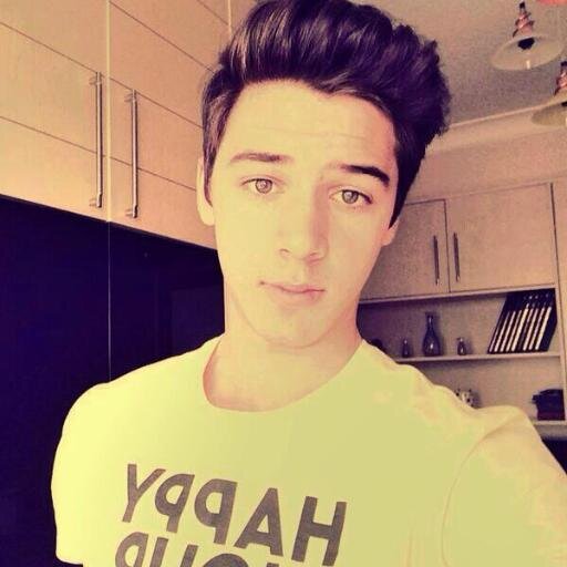 all girls suck my fuckin cock and follow my brother https://t.co/wzNzcVaTry