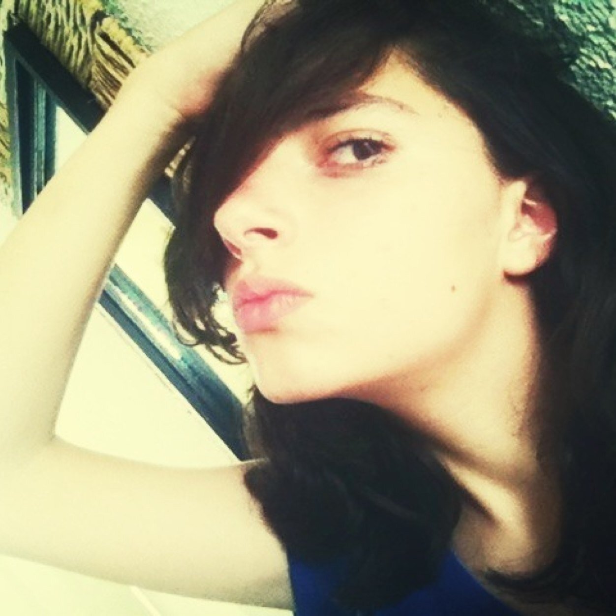 Follow Me! Please! And I love you :3 My instragram Maryela Kantu, And Facebook Maryela Kantu xd