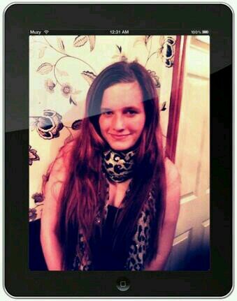 sineadaultdando's profile picture. Music is my escape from like everything in life now you've read this you might as well follow me xx ;)