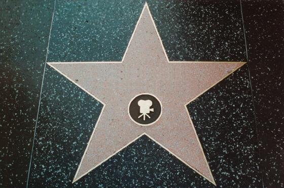 actress. writer. photographer. musician. blogger. fashionista. making my way to fame, one rejection at a time!