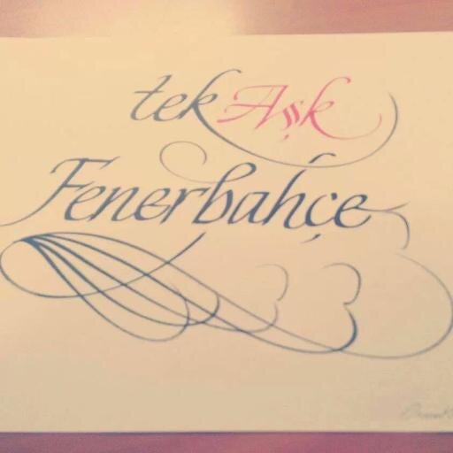 eminesultanimek's profile picture. 