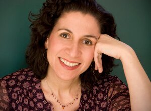 Holistic Women's Health Expert, Owner - Natural Healing for Women. Teaching women how to heal from the inside/out by trusting the wisdom in their bodies.