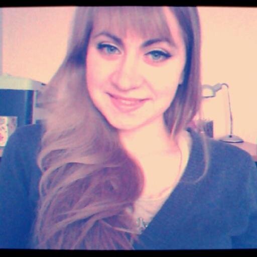 Spring,music.proud Directioner:)
Friends&family.
The best things in life are unseen.That's why we close our eyes when we kiss, laugh˛& dream:)
