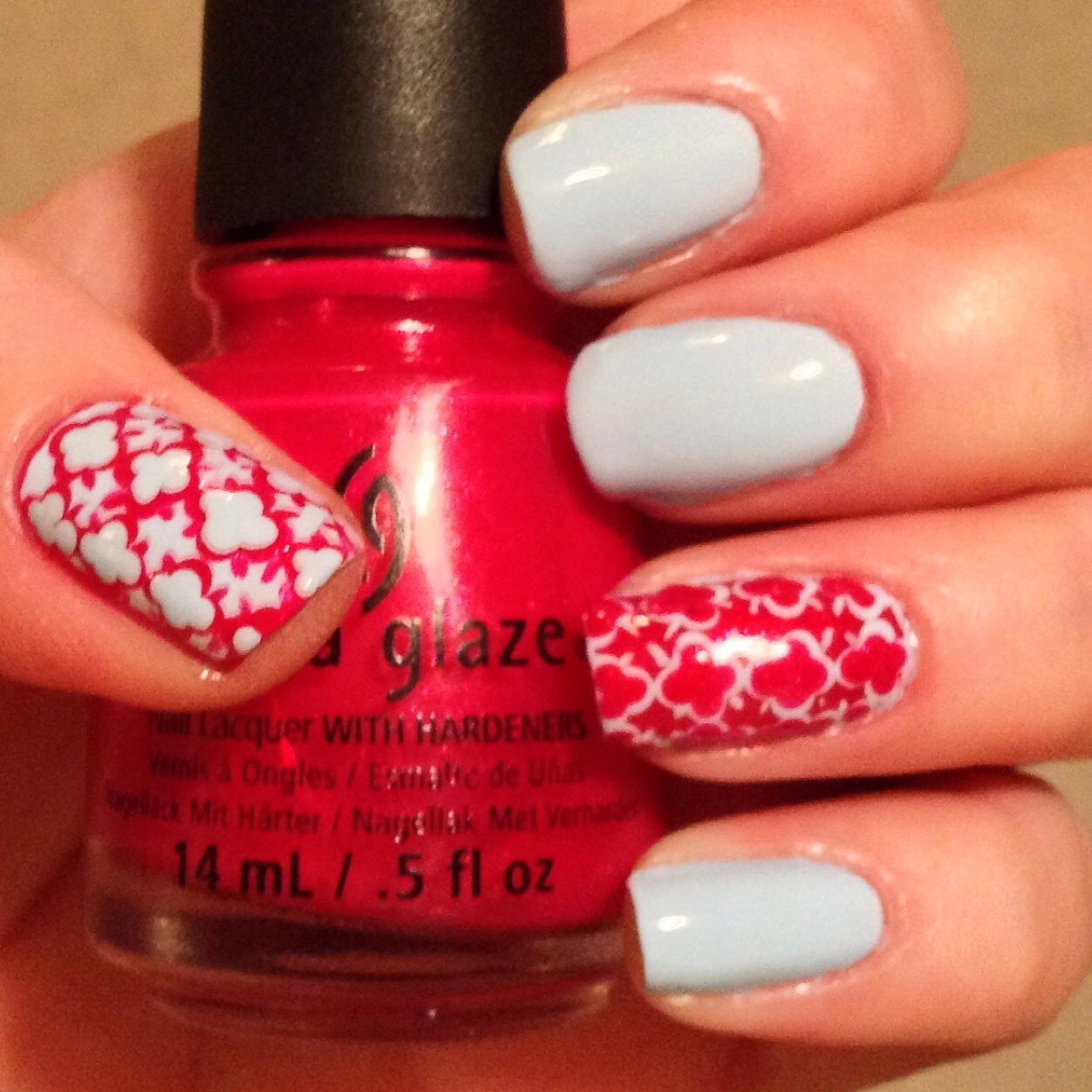 Lindseyjean0930's profile picture. Its really pretty simple...I LOVE NAIL POLISH!!!