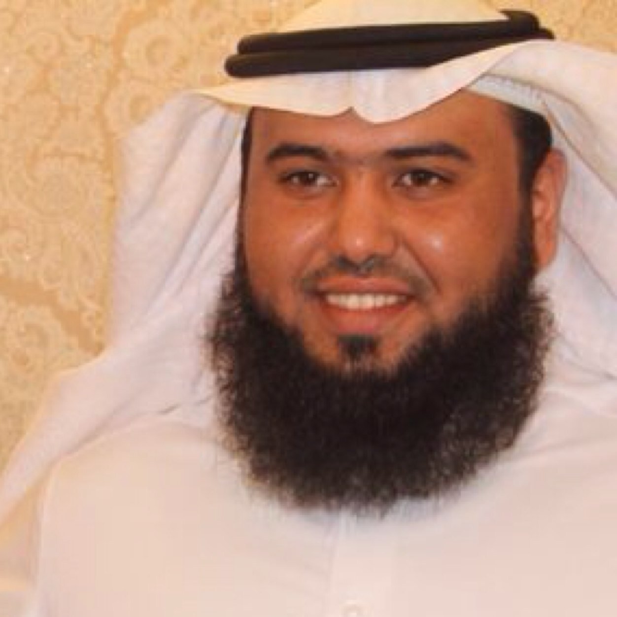 اللهم أرزقنى رحمه من عندك تغنينى بها عن رحمة من سواك ..