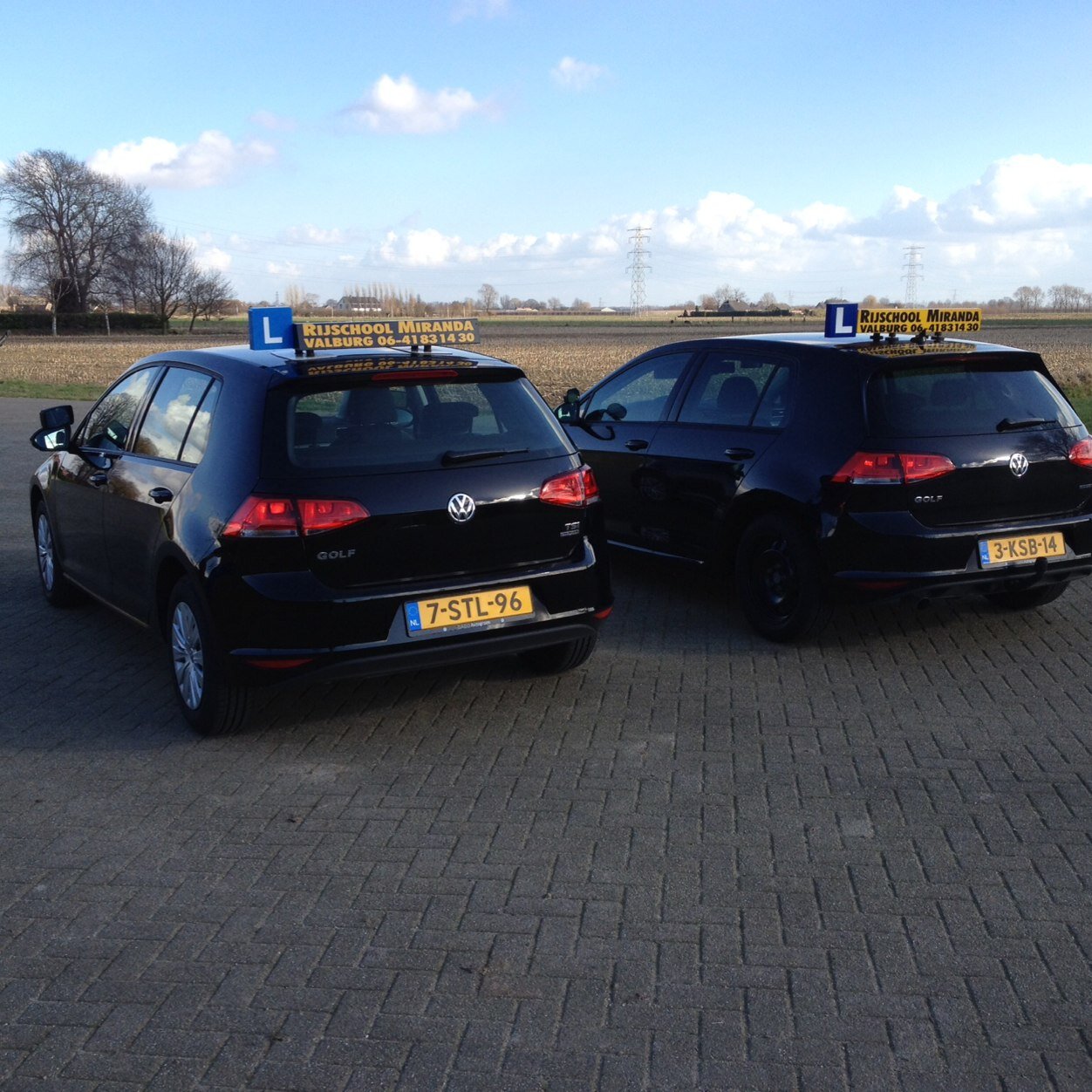 Rijschool Miranda , Rijinstructrice, mobiel:0641831430