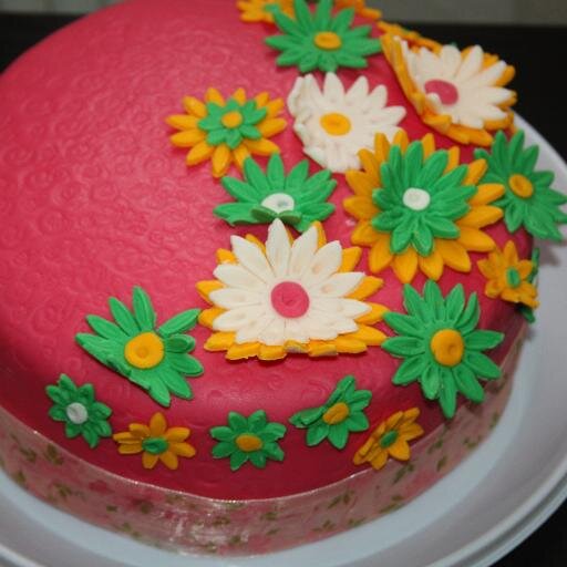 RoyalCakeBakery's profile picture. We make cakes of your dreams. In various shape, with cream to your taste, fruit or nuts. Delivery to your door.