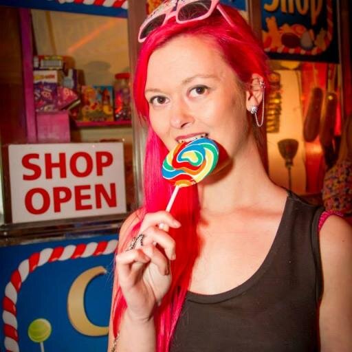 Twirlgirlxxx's profile picture. Make-up and Special FX artist, check out https://t.co/Xdq9y2Jp4q Follow me on instagram @toxicmermaidofficial and Facebook @toxicmermaid